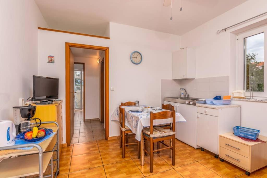 Apartment Mira 3 Klimno Eksteriør billede