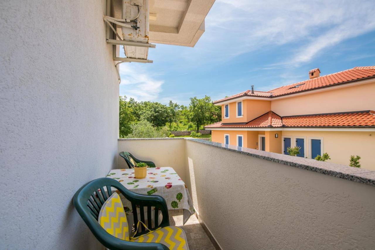 Apartment Mira 3 Klimno Eksteriør billede